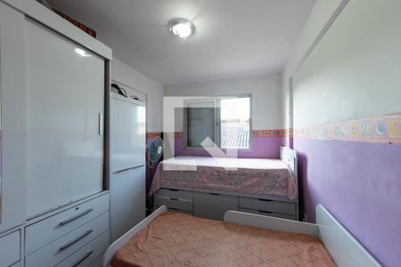 Quarto 1 de apartamento para alugar com 2 quartos, 52m² em Vila Ivone, São Paulo