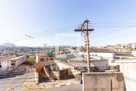 Vista  de casa para alugar com 1 quarto, 40m² em Ayrosa, Osasco