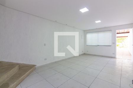 Sala de casa de condomínio à venda com 2 quartos, 120m² em Centro, Osasco