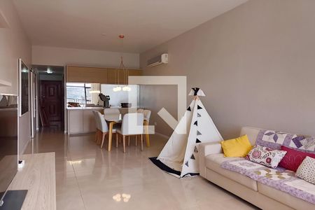 Sala de apartamento à venda com 3 quartos, 172m² em Jardim Guanabara, Rio de Janeiro