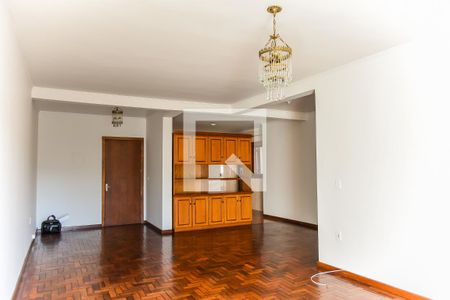 Sala de apartamento para alugar com 3 quartos, 189m² em Vila Jardim, Porto Alegre