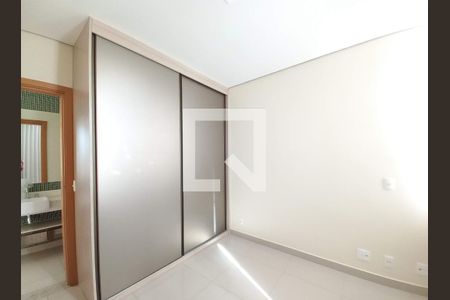 Quarto 1 de casa de condomínio à venda com 3 quartos, 450m² em Garças, Belo Horizonte