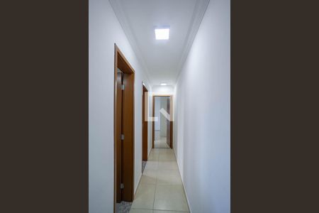 Corredor de apartamento para alugar com 2 quartos, 55m² em Dom Bosco, Belo Horizonte