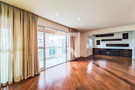 Sala de apartamento para alugar com 3 quartos, 129m² em Vila Andrade, São Paulo