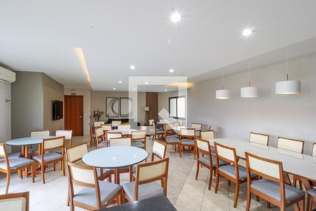 Apartamento à venda com 120m², 3 quartos e 2 vagas Apartamento à venda com 120m², 3 quartos e 2 vagasÁrea comum - Salão de festas