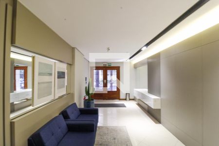 Apartamento à venda com 120m², 3 quartos e 2 vagas Apartamento à venda com 120m², 3 quartos e 2 vagasHall social