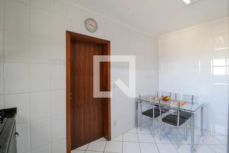 Apartamento à venda com 120m², 3 quartos e 2 vagas Apartamento à venda com 120m², 3 quartos e 2 vagasCozinha