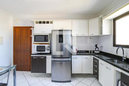 Apartamento à venda com 120m², 3 quartos e 2 vagas Apartamento à venda com 120m², 3 quartos e 2 vagasCozinha