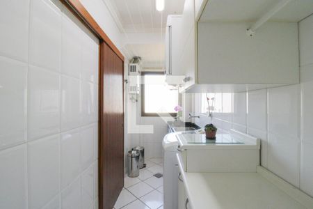 Apartamento à venda com 120m², 3 quartos e 2 vagas Apartamento à venda com 120m², 3 quartos e 2 vagasÁrea de Serviço