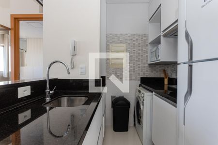 Cozinha de apartamento para alugar com 1 quarto, 36m² em Centro, Curitiba