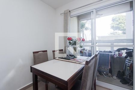 Sala de apartamento à venda com 2 quartos, 80m² em Costa E Silva, Porto Alegre