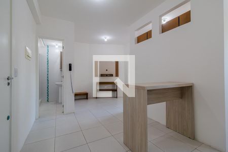 Sala de apartamento para alugar com 1 quarto, 31m² em Santo Antônio, Porto Alegre