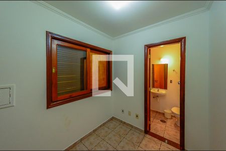 Casa para alugar com 420m², 5 quartos e 7 vagas Casa para alugar com 420m², 5 quartos e 7 vagasQuarto de Serviço