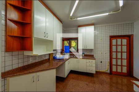 Casa para alugar com 420m², 5 quartos e 7 vagas Casa para alugar com 420m², 5 quartos e 7 vagasCozinha