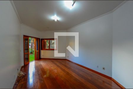 Casa para alugar com 420m², 5 quartos e 7 vagas Casa para alugar com 420m², 5 quartos e 7 vagasSuíte 4