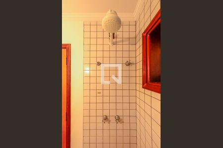 Casa para alugar com 420m², 5 quartos e 7 vagas Casa para alugar com 420m², 5 quartos e 7 vagasBanheiro de Serviço