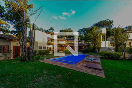 Casa para alugar com 420m², 5 quartos e 7 vagas Casa para alugar com 420m², 5 quartos e 7 vagasPiscina