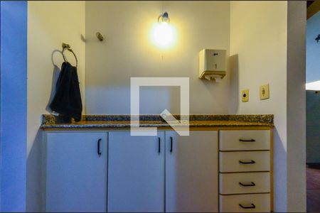 Casa para alugar com 420m², 5 quartos e 7 vagas Casa para alugar com 420m², 5 quartos e 7 vagasBanheiro Piscina