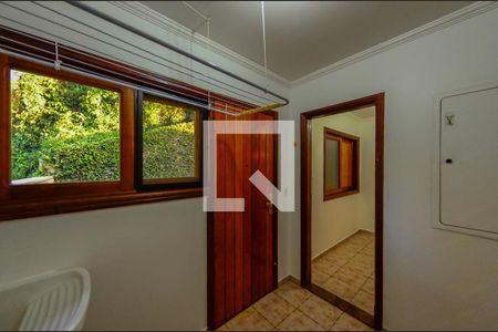 Casa para alugar com 420m², 5 quartos e 7 vagas Casa para alugar com 420m², 5 quartos e 7 vagasÁrea de Serviço