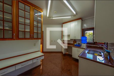 Casa para alugar com 420m², 5 quartos e 7 vagas Casa para alugar com 420m², 5 quartos e 7 vagasCozinha