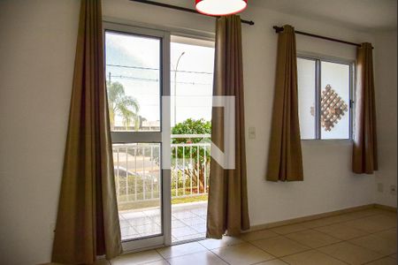 Sala de apartamento para alugar com 3 quartos, 70m² em Vila São Francisco, Hortolândia