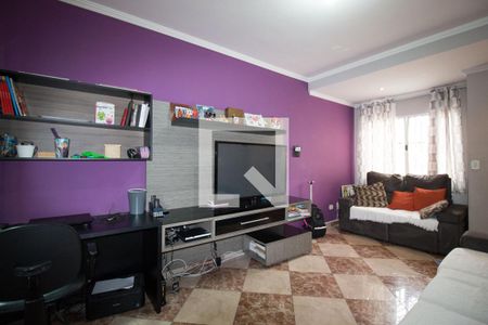 Sala de casa à venda com 3 quartos, 126m² em Jardim Laone, São Paulo