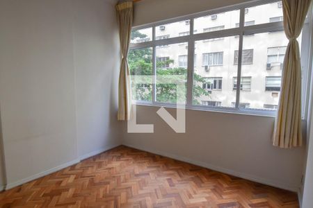 Quarto 2 de apartamento para alugar com 2 quartos, 58m² em Copacabana, Rio de Janeiro