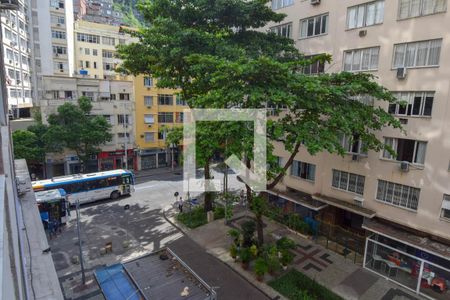 Vista da Rua de apartamento para alugar com 2 quartos, 58m² em Copacabana, Rio de Janeiro