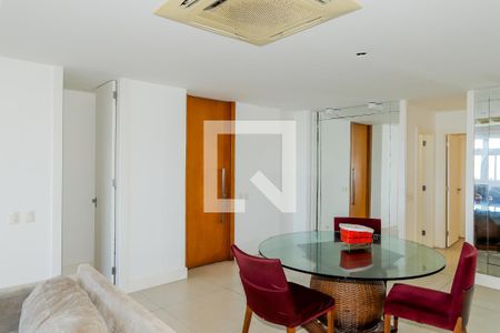 Sala de apartamento à venda com 4 quartos, 150m² em Copacabana, Rio de Janeiro