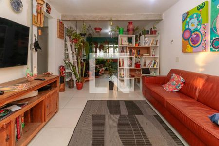 Sala de apartamento à venda com 2 quartos, 68m² em Pinheiros, São Paulo