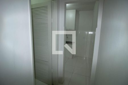 Corredor de casa para alugar com 1 quarto, 60m² em Jardim Gramacho, Duque de Caxias