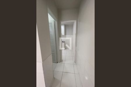 Corredor de casa para alugar com 1 quarto, 60m² em Jardim Gramacho, Duque de Caxias