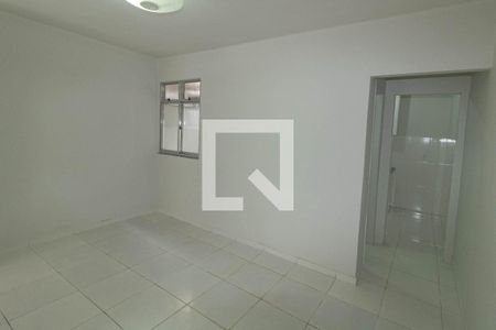 Sala de casa para alugar com 1 quarto, 60m² em Jardim Gramacho, Duque de Caxias