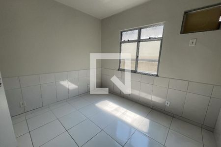 Quarto de casa para alugar com 1 quarto, 60m² em Jardim Gramacho, Duque de Caxias