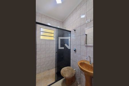 Banheiro Social de casa para alugar com 1 quarto, 52m² em Ferrazópolis, São Bernardo do Campo