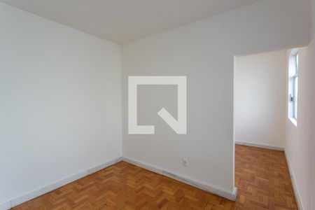 Sala de apartamento para alugar com 3 quartos, 80m² em Bonfim, Belo Horizonte