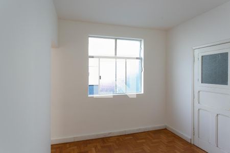 Sala de apartamento para alugar com 3 quartos, 80m² em Bonfim, Belo Horizonte