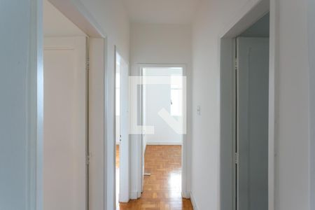 Corredor de apartamento para alugar com 3 quartos, 80m² em Bonfim, Belo Horizonte