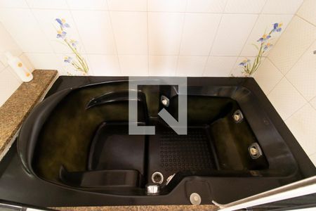 Apartamento à venda com 126m², 3 quartos e 1 vaga Apartamento à venda com 126m², 3 quartos e 1 vagaDetalhe Banheiro Suíte