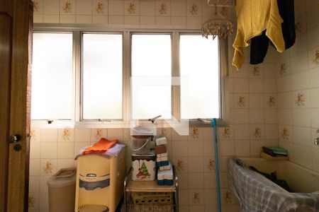 Apartamento à venda com 126m², 3 quartos e 1 vaga Apartamento à venda com 126m², 3 quartos e 1 vagaLavanderia