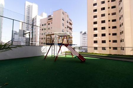 Apartamento à venda com 126m², 3 quartos e 1 vaga Apartamento à venda com 126m², 3 quartos e 1 vagaÁrea Comum - Playground