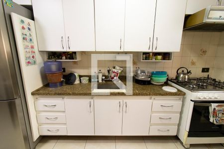 Apartamento à venda com 126m², 3 quartos e 1 vaga Apartamento à venda com 126m², 3 quartos e 1 vagaCozinha - Armários