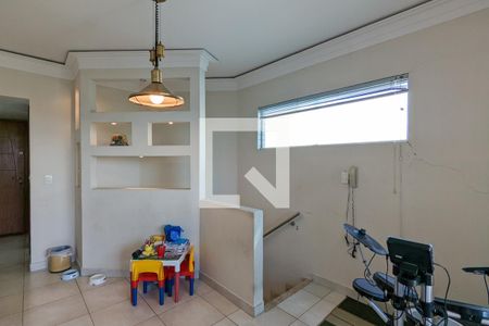 Apartamento à venda com 190m², 4 quartos e 3 vagas Apartamento à venda com 190m², 4 quartos e 3 vagasSala 2