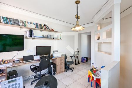 Apartamento à venda com 190m², 4 quartos e 3 vagas Apartamento à venda com 190m², 4 quartos e 3 vagasSala 2