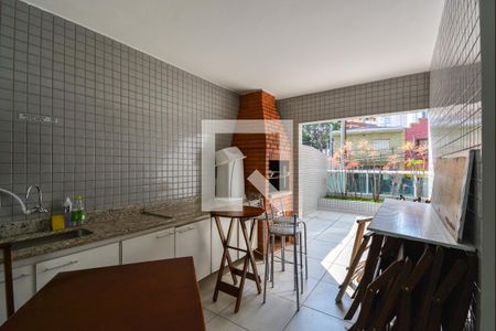 Apartamento à venda com 190m², 4 quartos e 3 vagas Apartamento à venda com 190m², 4 quartos e 3 vagasÁrea comum