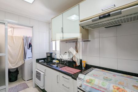 Apartamento à venda com 190m², 4 quartos e 3 vagas Apartamento à venda com 190m², 4 quartos e 3 vagasCozinha