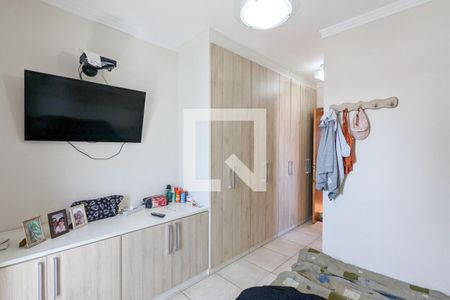 Apartamento à venda com 190m², 4 quartos e 3 vagas Apartamento à venda com 190m², 4 quartos e 3 vagasQuarto da suíte