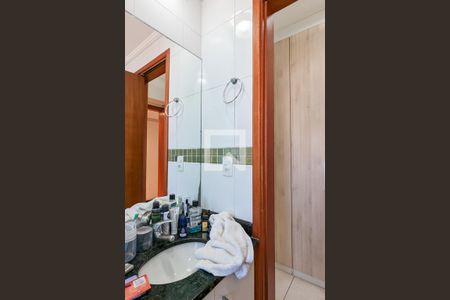 Apartamento à venda com 190m², 4 quartos e 3 vagas Apartamento à venda com 190m², 4 quartos e 3 vagasBanheiro da suíte