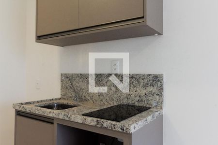 Cozinha de apartamento para alugar com 1 quarto, 31m² em Pinheiros, São Paulo