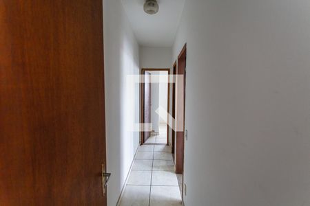 Corredor de apartamento à venda com 2 quartos, 70m² em Floresta, Belo Horizonte